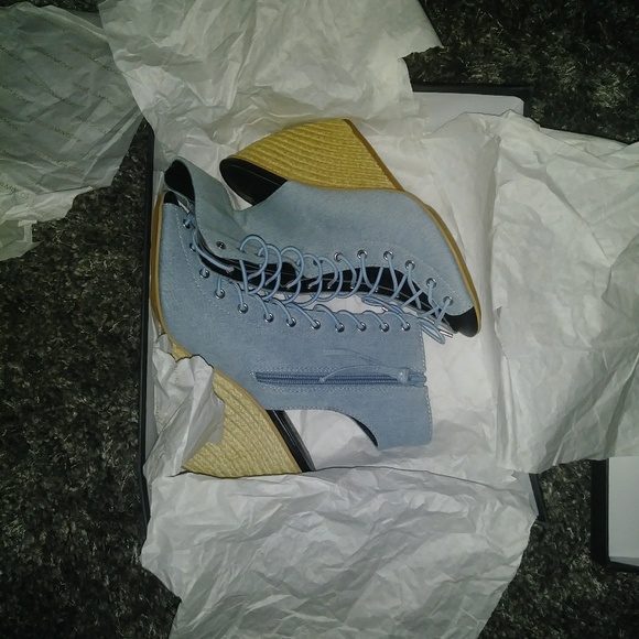 ON SALE Rebecca Minkoff denim wedges - Picture 3 of 6